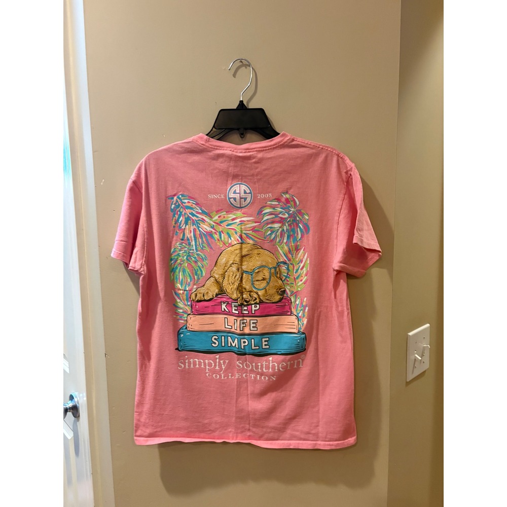 Simply Southern Pink Golden Retriever puppy Book Graphic T-Shirt Womens Medium